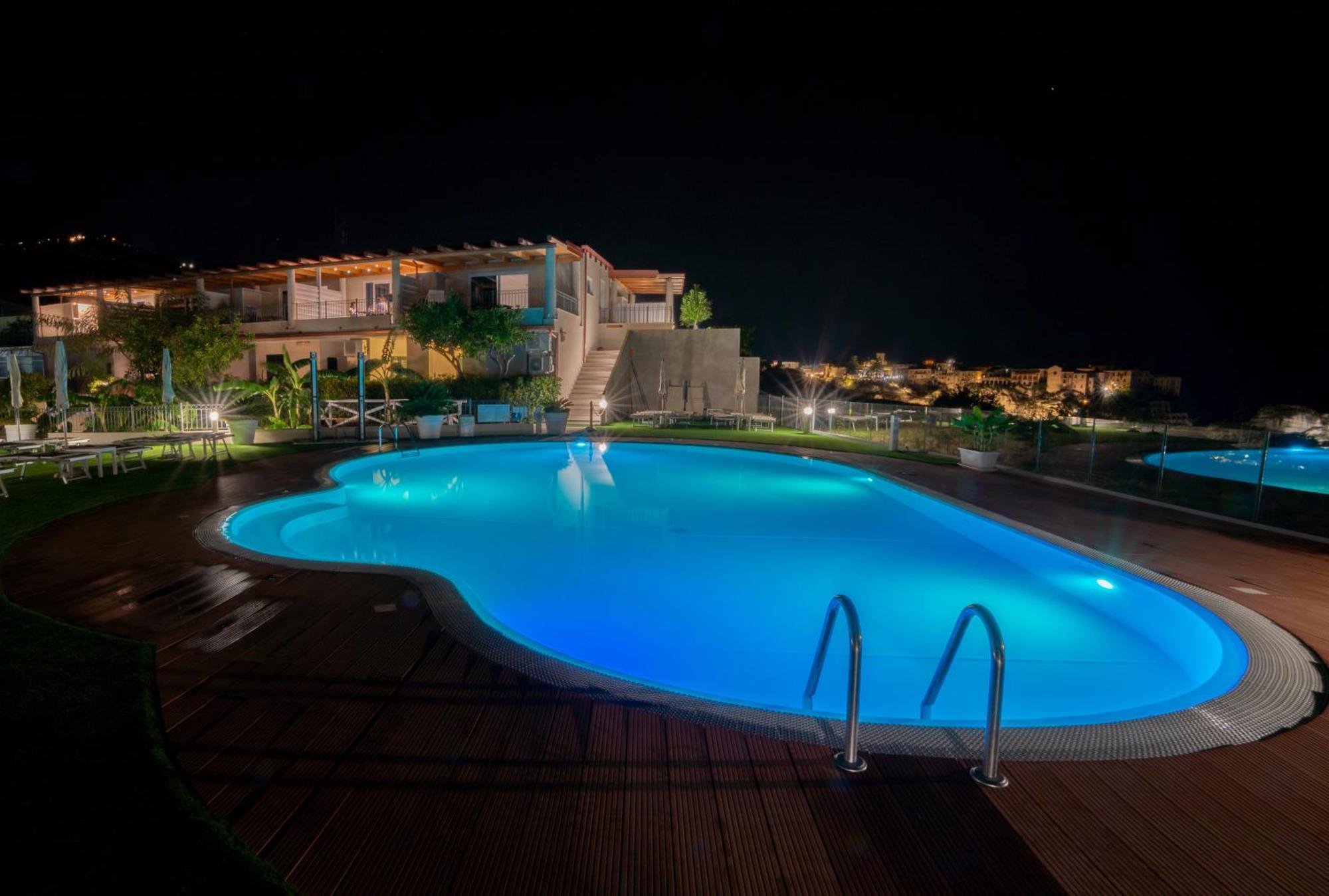 Residence New Paradise Tropea Esterno foto