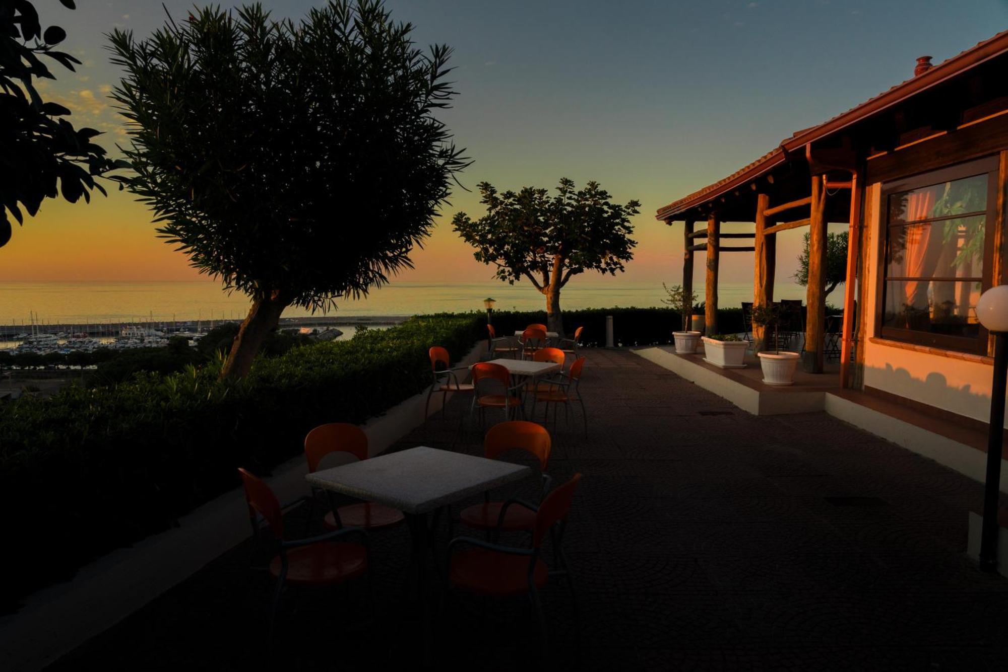 Residence New Paradise Tropea Esterno foto