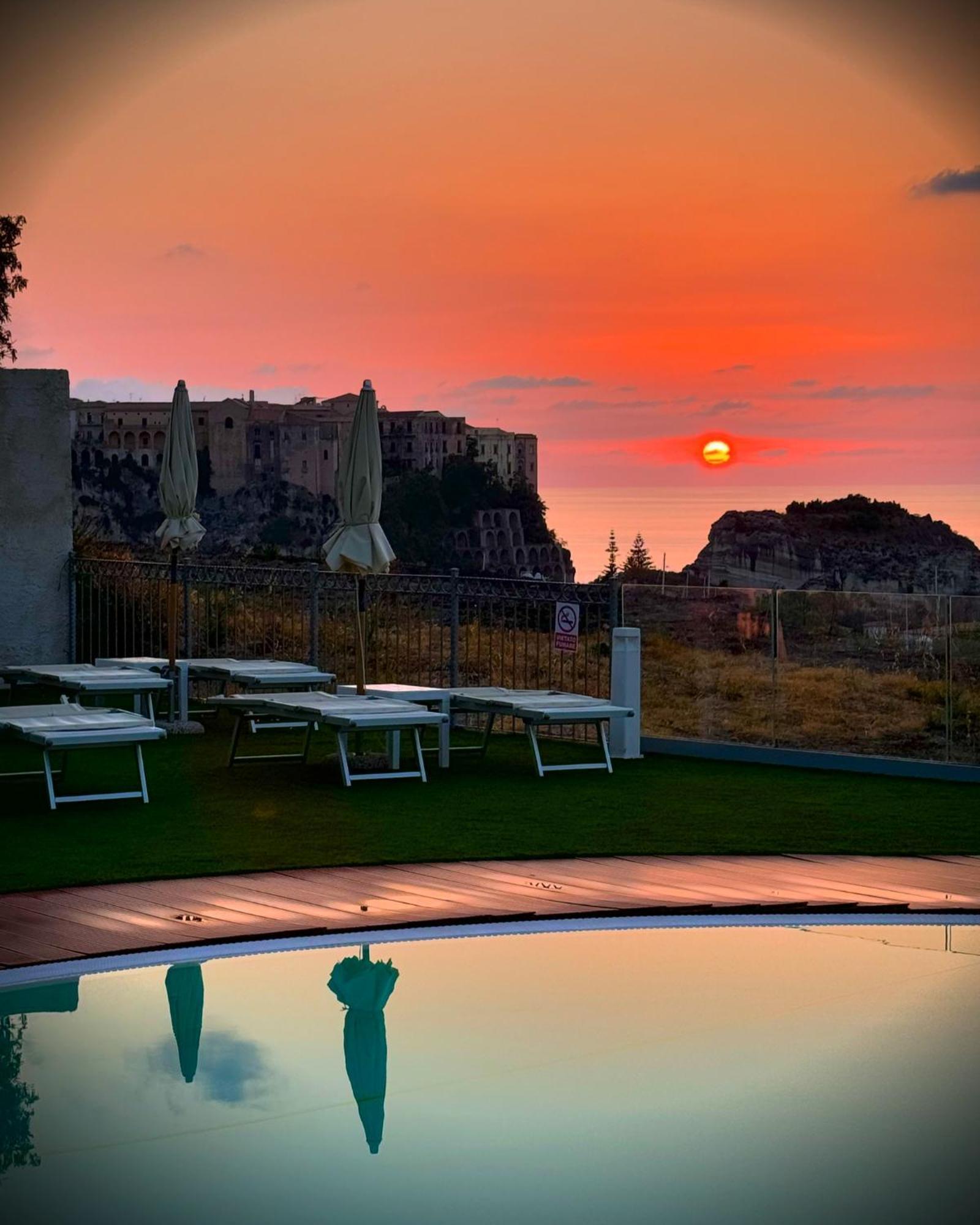 Residence New Paradise Tropea Esterno foto