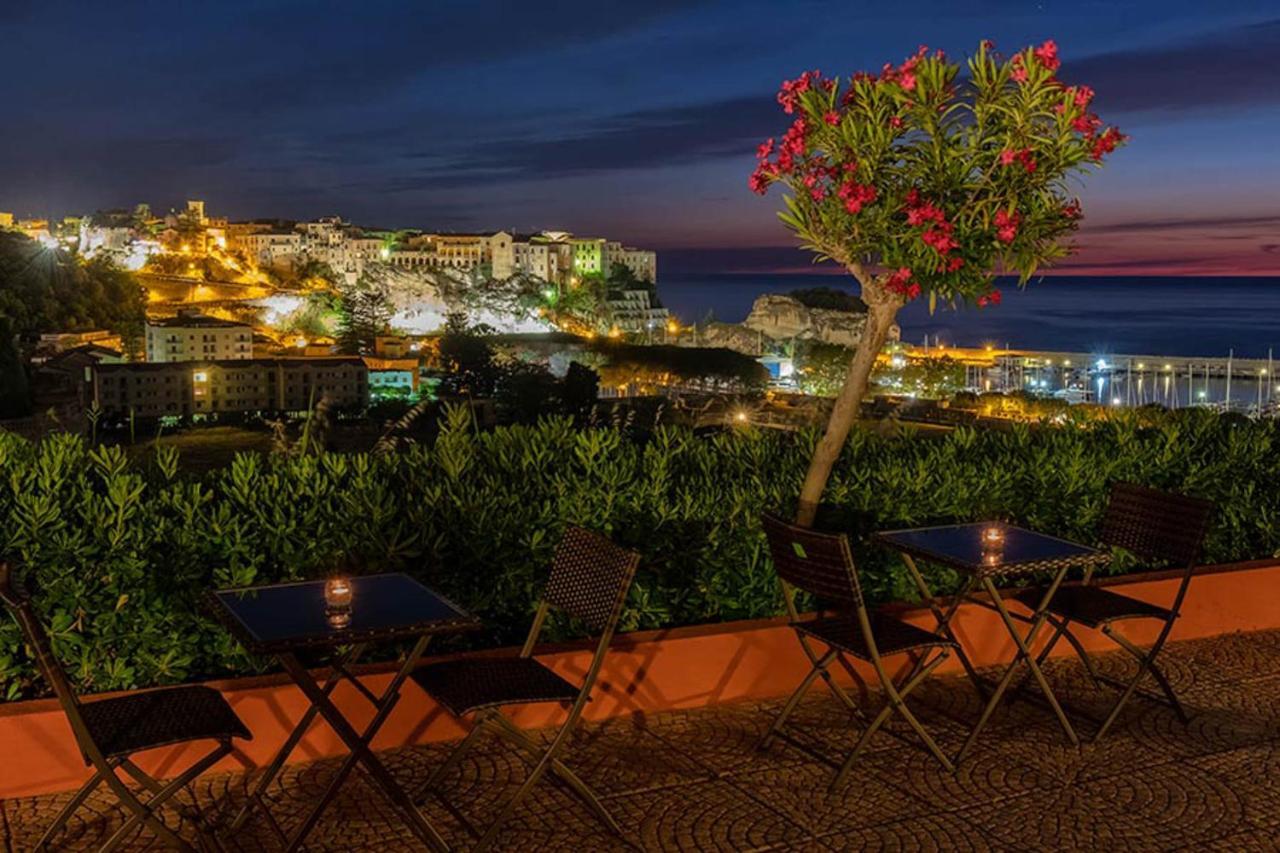 Residence New Paradise Tropea Esterno foto